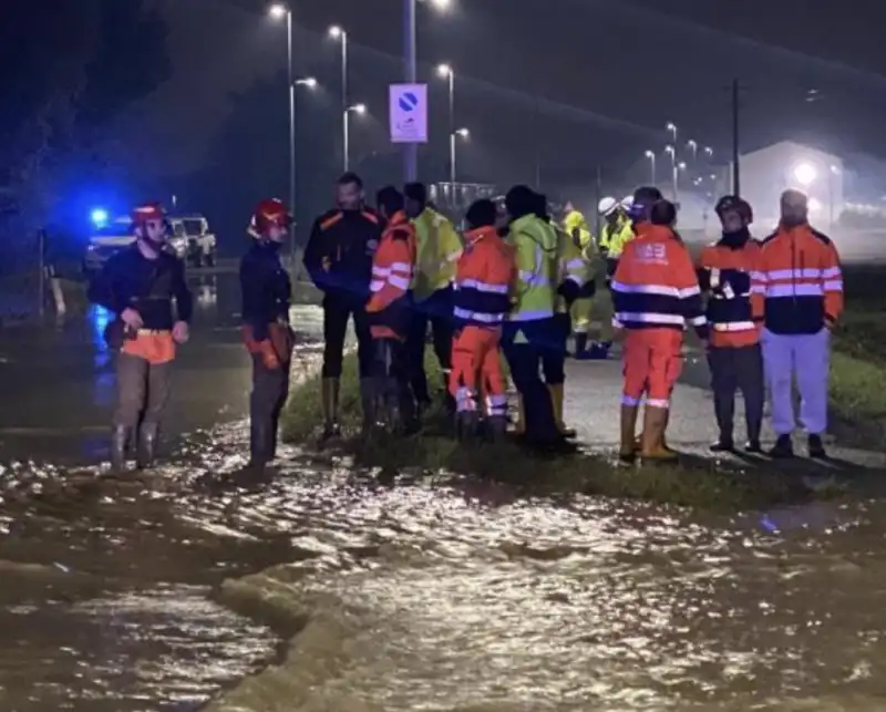 torrente Bagnolo esondato a prato