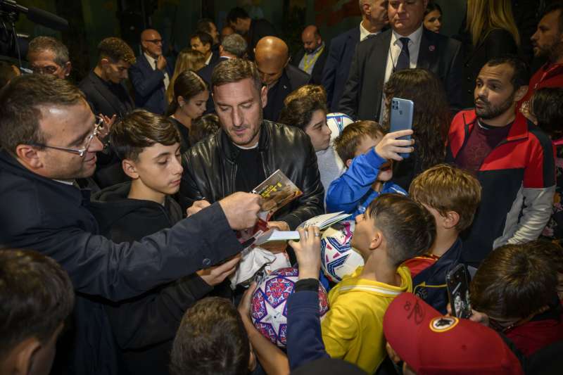 VISITA DELLA DELEGAZIONE AZZURRA AL BAMBIN GESU DI ROMA