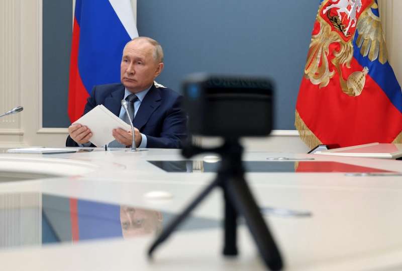 VLADIMIR PUTIN IN COLLEGAMENTO CON IL G20