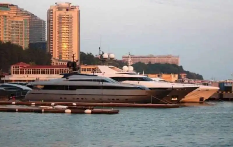 yacht Victoria di Vladimir Putin