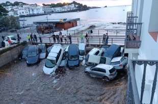 alluvione a cadaques vicino a girona in spagna 6