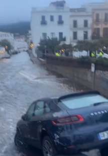 alluvione a cadaques vicino a girona in spagna 8