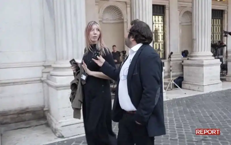 antonella giuli intervistata da giorgio mottola   report 3