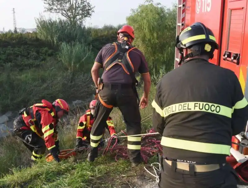 cadavere ritrovato nel fiume uso  2