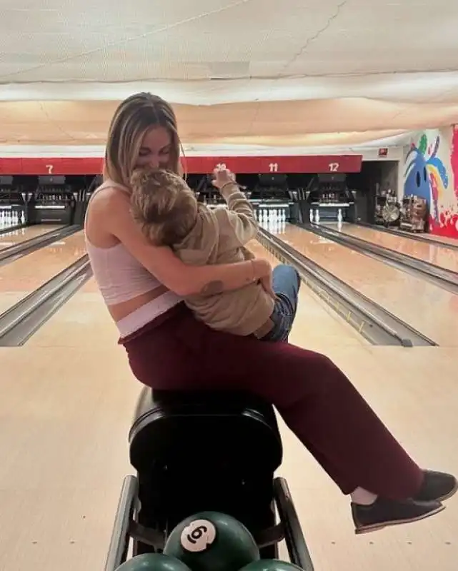 chiara ferragni al bowling 1