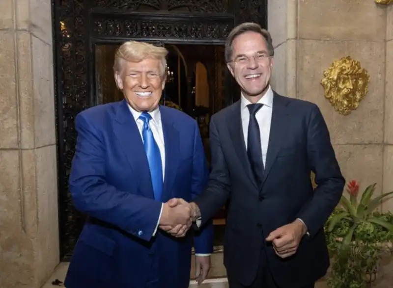 donald trump e mark rutte a Palm Beach