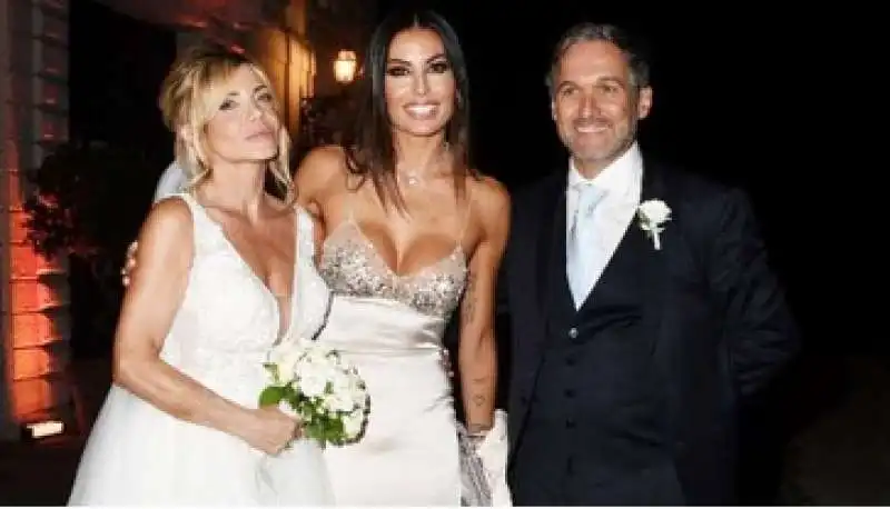 elisabetta gregoraci al matrimonio di vittoriana abate e simone billi 1