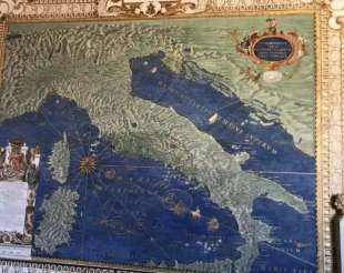 galleria delle carte geografiche musei vaticani 5