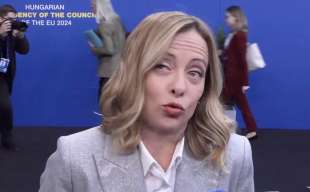 giorgia meloni al consiglio europeo informale di budapest 7