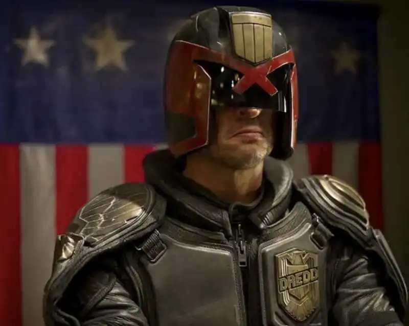 GIUDICE DREDD 