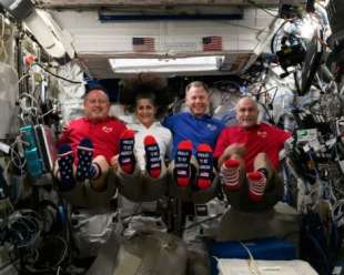 gli astronauti nasa Butch Wilmore Suni Williams Nick Hague Don Pettit - voto per le presidenziali usa