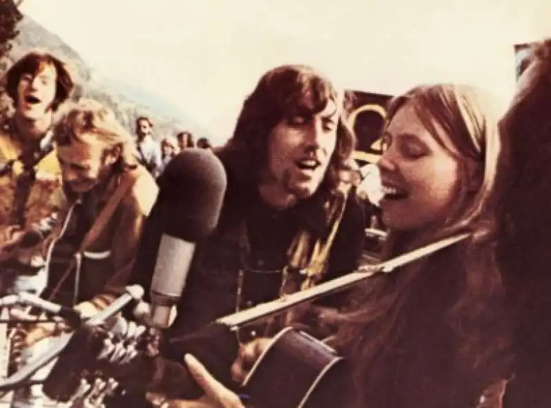 graham nash joni mitchell