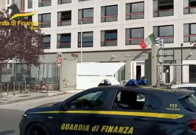 GUARDIA DI FINANZA BARI