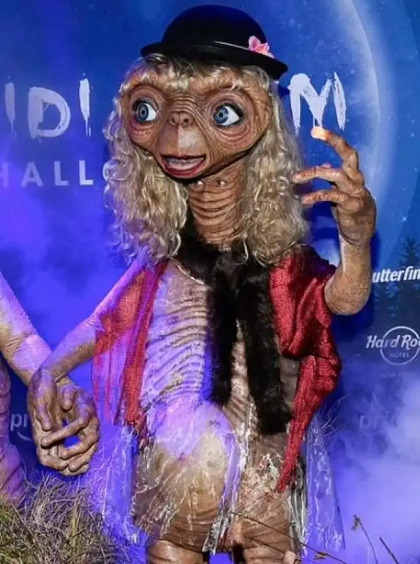 heidi klum travestita da et   halloween 2024   2