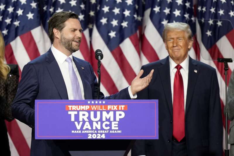 jd vance e donald trump discorso della vittoria