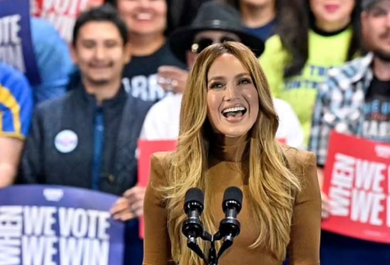 jennifer lopez comizio per kamala harris las vegas