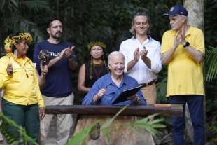 JOE BIDEN AL MUSEU DA AMAZONIA A MANAUS - FOTO LAPRESSE