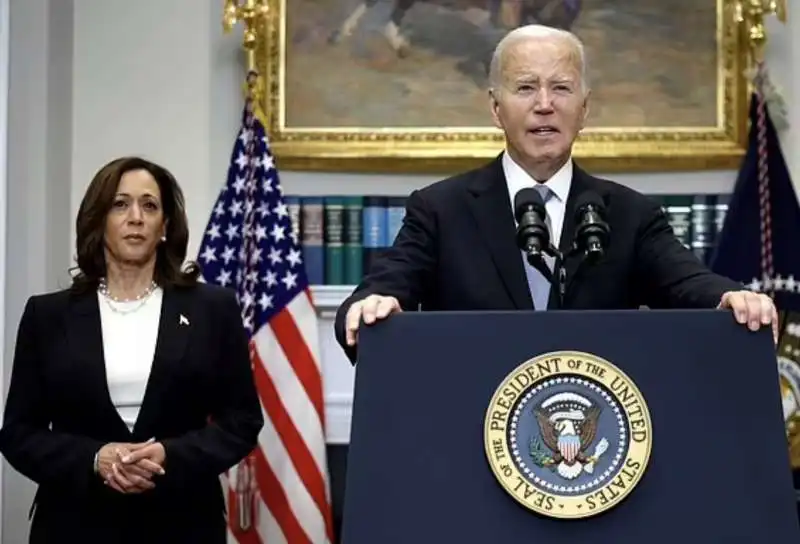 KAMALA HARRIS JOE BIDEN 