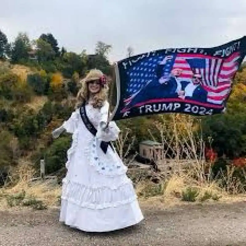 lady maga 18