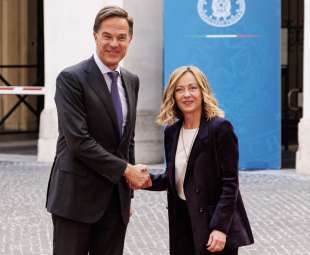 mark rutte giorgia meloni foto lapresse