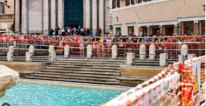 new york post fontana di trevi