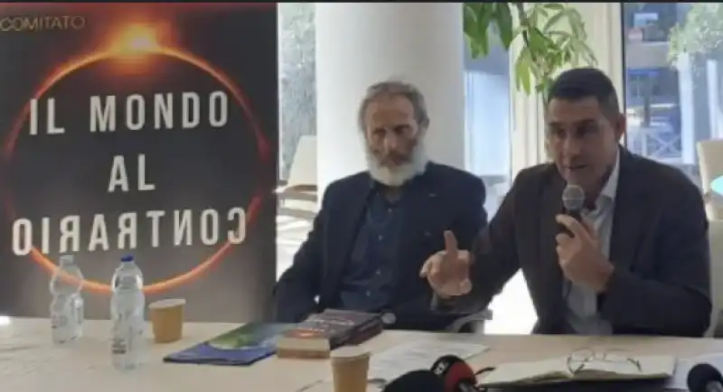 roberto vannacci e Fabio Filomeni - lancio del movimento il mondo al contrario