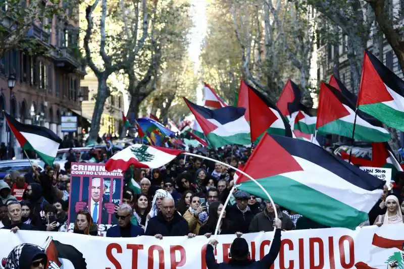 roma   manifestazione pro palestina   foto lapresse   14