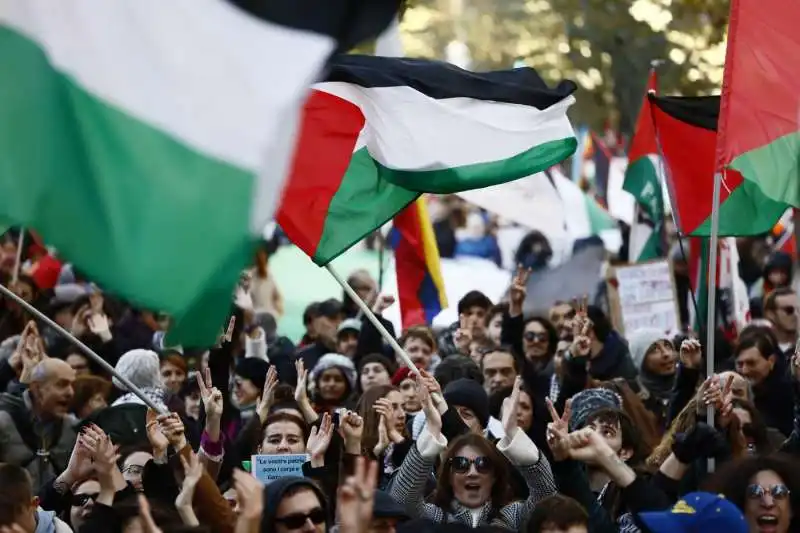 roma   manifestazione pro palestina   foto lapresse   4