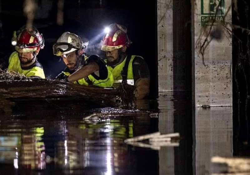 sub cercano dispersi a valencia