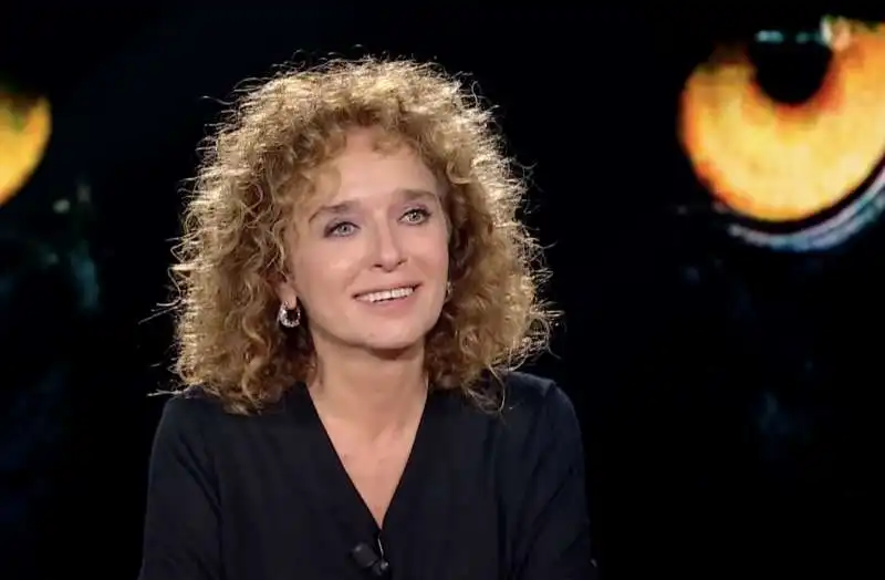 valeria golino a belve. 1