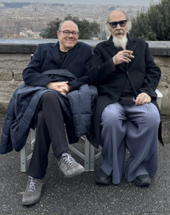 Verdone e Dago sul set di "Vita da Carlo"