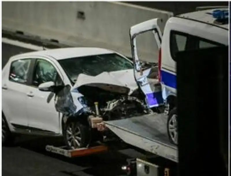 vigili urbani travolti su via tiburtina a roma