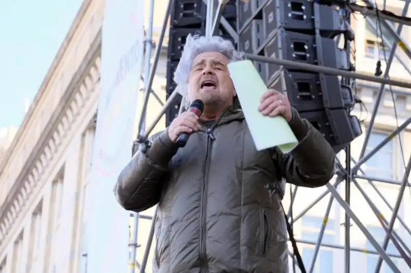 Beppe Grillo VAFFADAY DI GENOVA FOTO LAPRESSE 