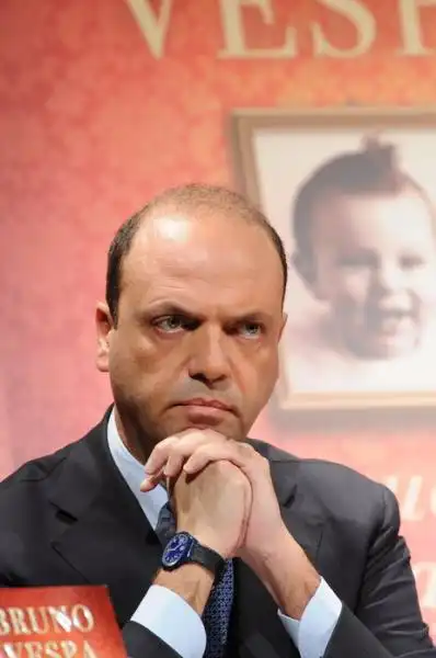 Angelino Alfano 