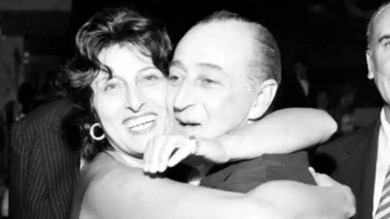 ANNA MAGNANI E TOTO'