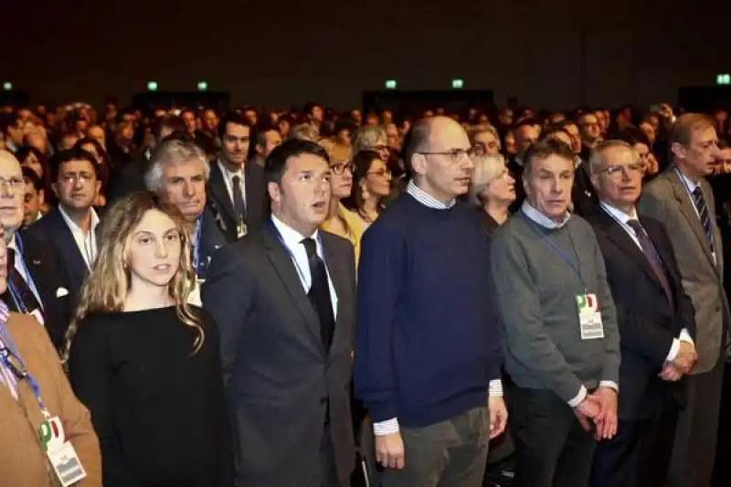 ASSEMBLEA PD PRIMA FILA MADIA RENZI LETTA