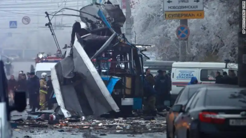 ATTENTATO KAMIKAZE SU UN FILOBUS A VOLGOGRAD 