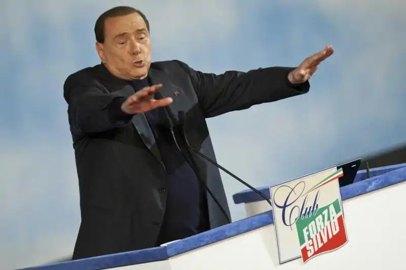 BERLUSCONI INAUGURA I CLUB FORZA SILVIO FOTO LAPRESSE 