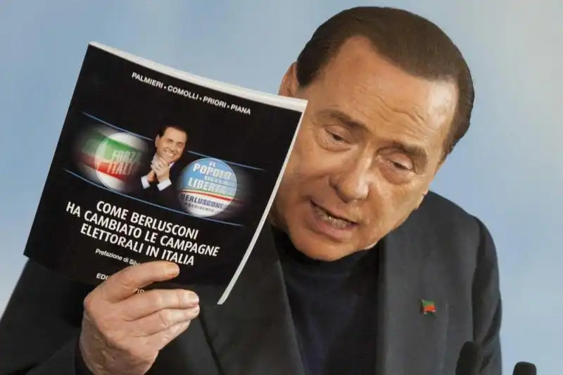 BERLUSCONI INAUGURA I CLUB FORZA SILVIO FOTO LAPRESSE 