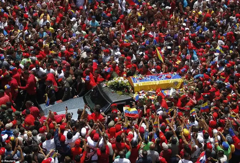 IL CORTEO FUNEBRE PER LA MORTE DI HUGO CHAVEZ IN VENEZUELA 