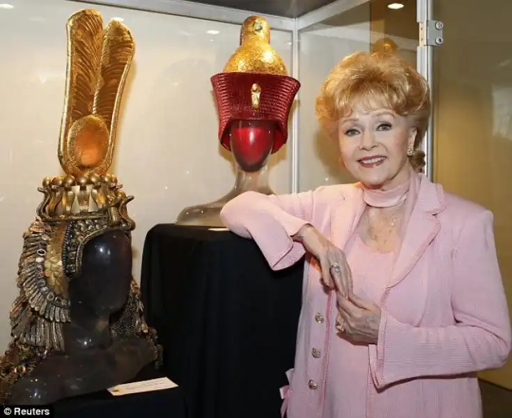 debbie reynolds vende le sue memorabilia 