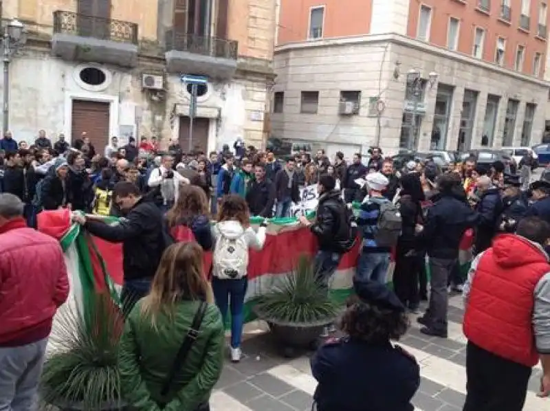 FORCONI A BARLETTA 