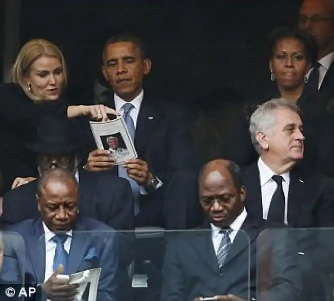 FUNERALI DI NELSON MANDELA BARACK OBAMA E HELLE THORNING MICHELLE 