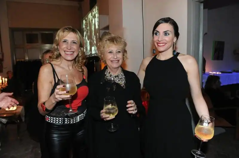 Maria Consiglio Visco con Sandra e Albertina Carraro 