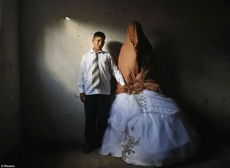 UN MATRIMONIO TRA BAMBINI NELLA STRISCIA DI GAZA 