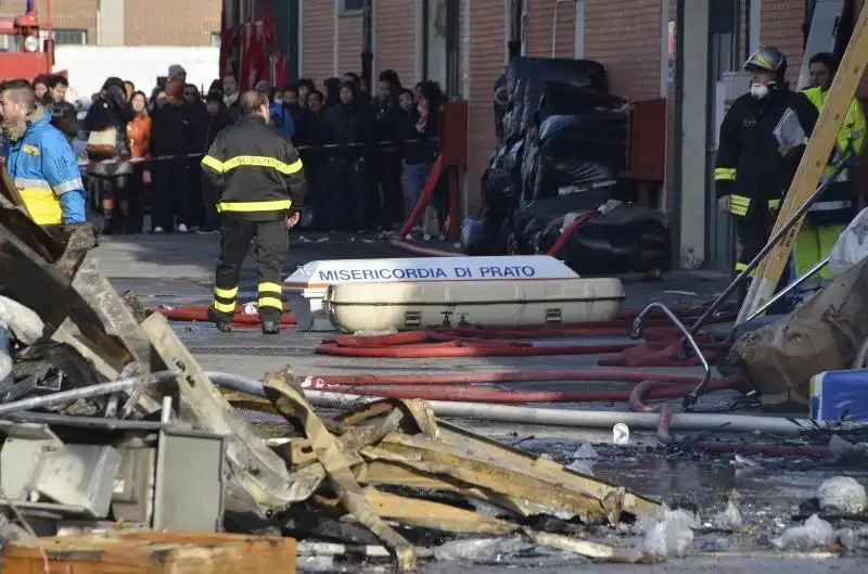 ROGO FABBRICA CINESE PRATO FOTO LA NAZIONE 