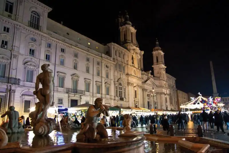 bancarelle mercatini natalizi piazza navona 1