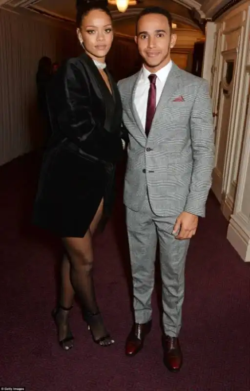 british fashion awards   rihanna e lewis hamilton