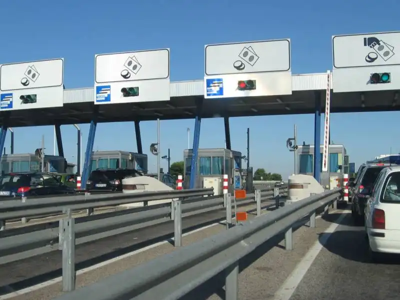 CASELLO AUTOSTRADA