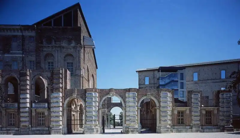 CASTELLO_DI_RIVOLI